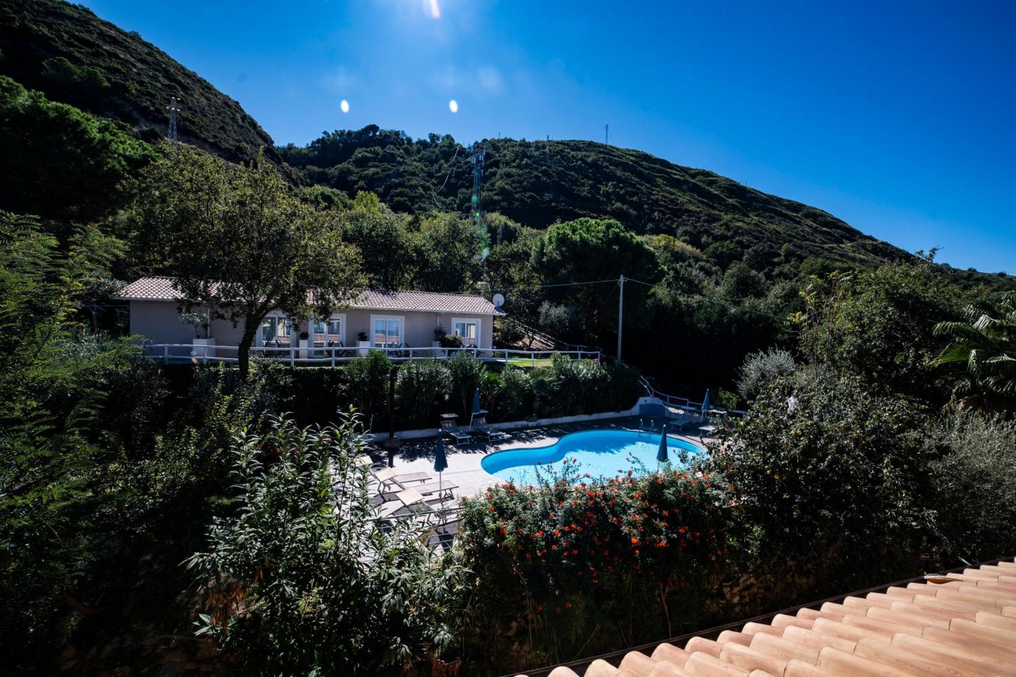 Unico Cannamele Escape Tropea By Life Resorts 파르겔리아 외부 사진