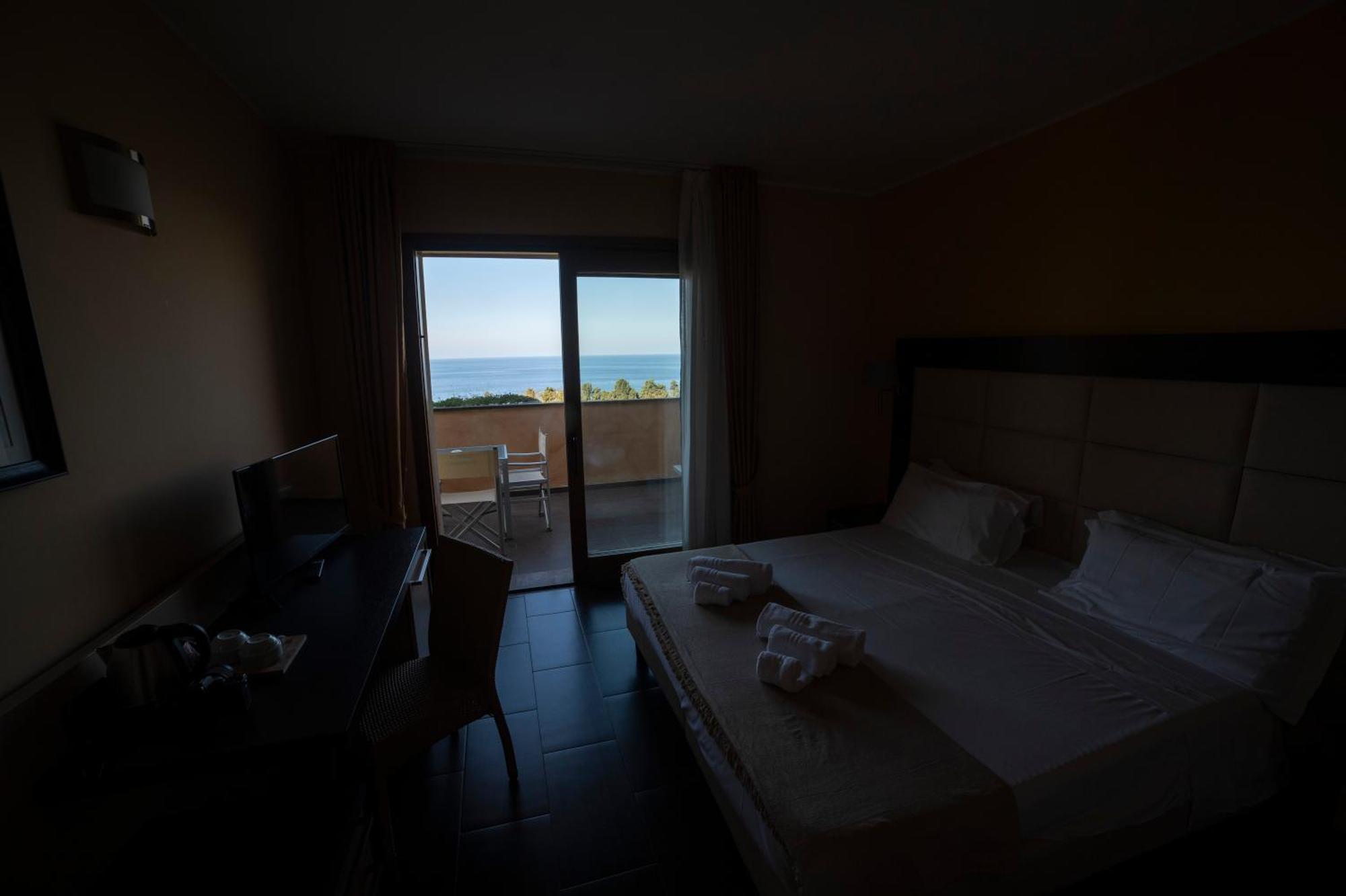 Unico Cannamele Escape Tropea By Life Resorts 파르겔리아 외부 사진